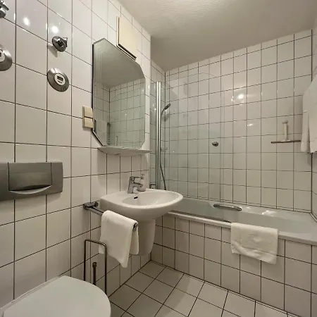 Apartament Maisonette Penthouse Fuer 8 Personen By Rabe - Free Netflix & Kostenloser Parkplatz & Grosse Terrasse Karlsruhe